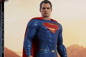 Justice League Superman Hot Toy Debuts
