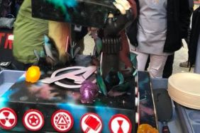 Thanos Stands Atop the Avnegers 4 Wrap Party Cake