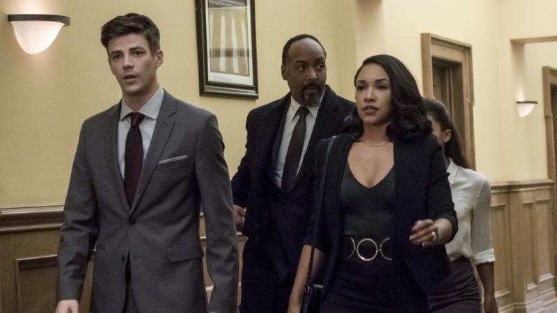 The Trial of The Flash Photos Revealed!