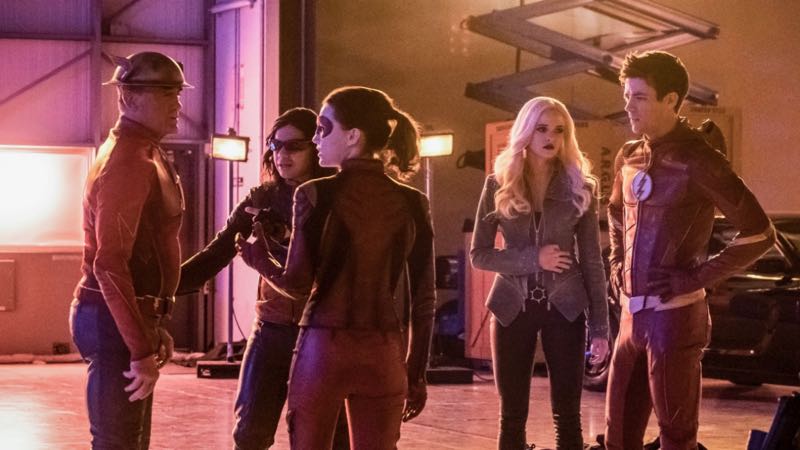 Speedsters Unite in The Flash Episode 4.15 Photos