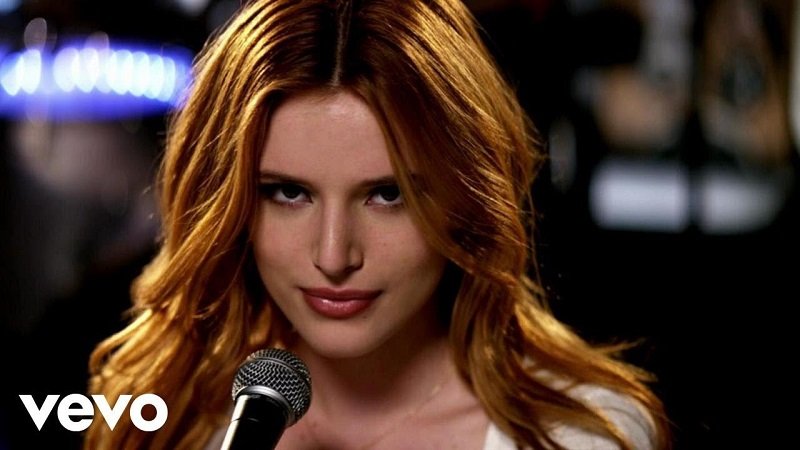 Midnight Sun' Review: Bella Thorne's 'Predictable' Tearjerker Gets 2 Stars