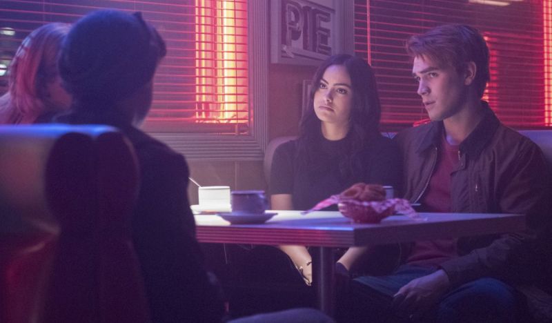 Photos from the Next Two Episodes of Riverdale Released