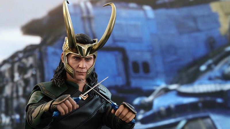 Loki Hot Toy from Thor: Ragnarok Revealed