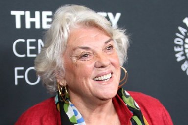 Tyne Daly Joining the Cast of Murphy Brown Revival