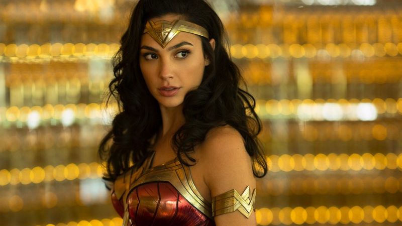 Wonder Woman Returns In New Sequel Photo!