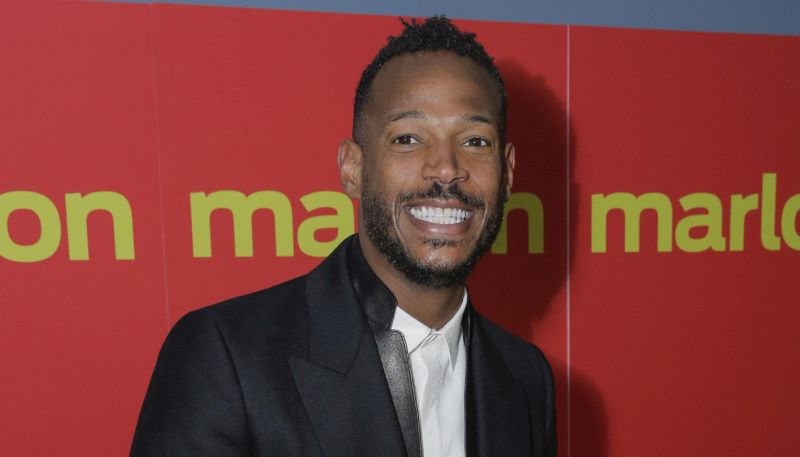 Marlon Wayans to Play Six Siblings in Sextuplets for Netflix