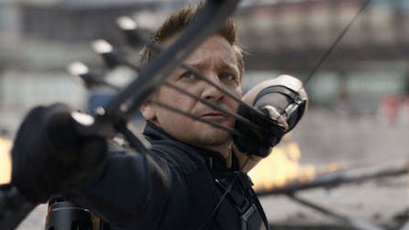 Jeremy Renner's Hawkeye Suffers Damage in New Avengers 4 Photo