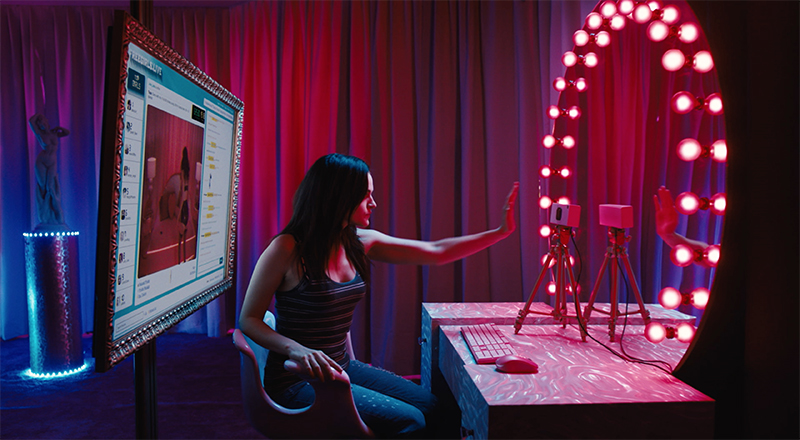 Netflix Releases Trailer For Blumhouse Thriller Cam