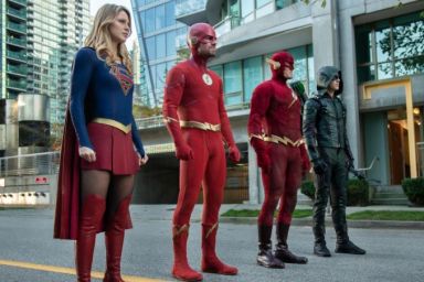 The New Elseworlds Promo Shows Something is Wrong with Reality