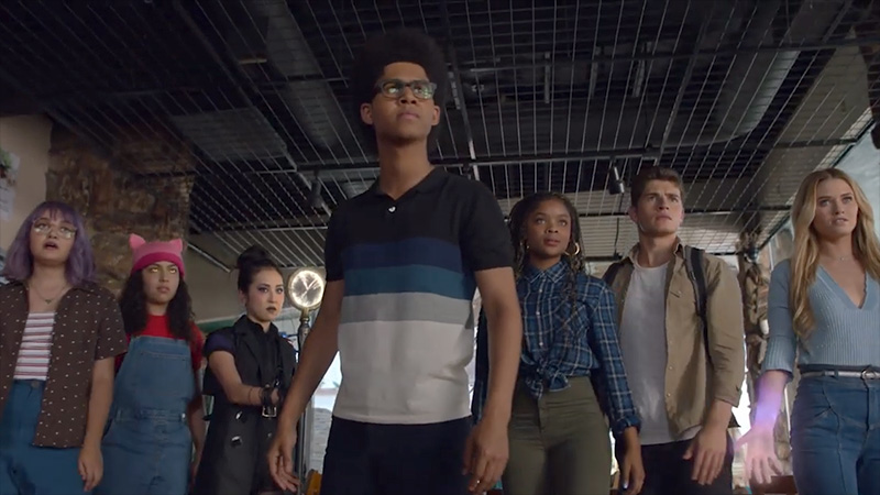 Marvel's Runaways Season 2 Trailer: They Hold the Power Now