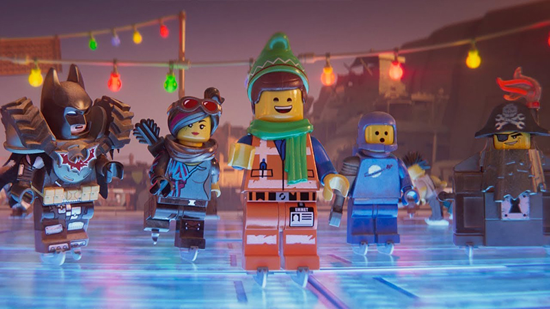 Emmet's Holiday Party: A LEGO Movie Short Released