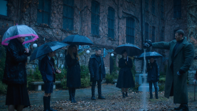 The Umbrella Academy Season 1 Episode 1