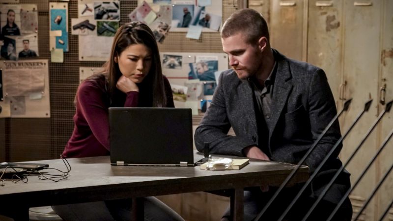Arrow Episode 7.14 Photos: Brothers & Sisters
