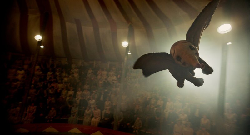Disney's Dumbo Featurette Goes Behind-the-Scenes of Dreamland