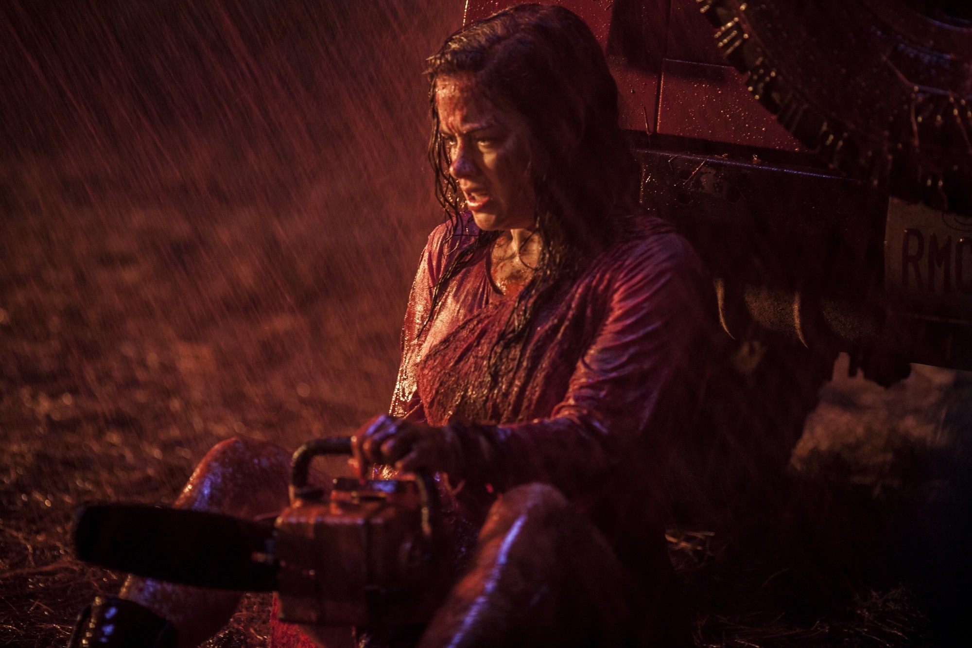 Why The Evil Dead 2 Is A Better Movie Than The Original