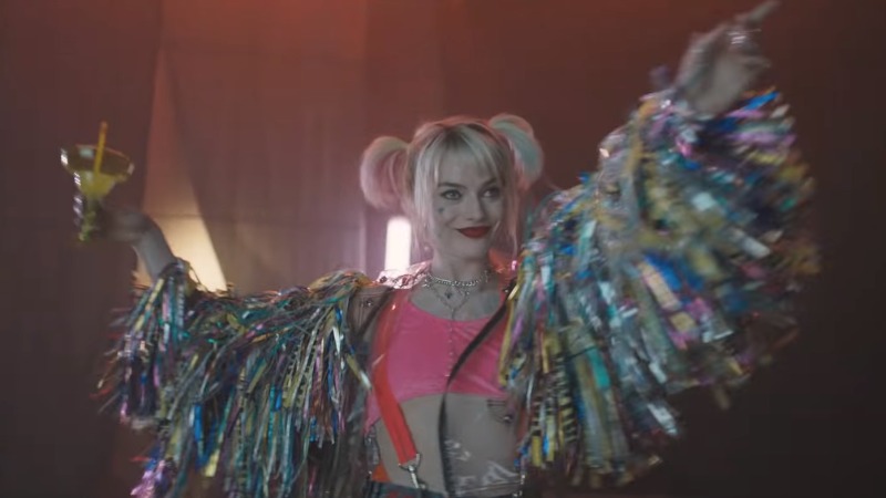 Renee Montoya Chases Harley Quinn in New Birds of Prey Set Photos