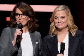 Tina Fey & Amy Poehler to Return as Golden Globes Hosts in 2021