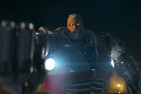 S.T.R.I.P.E. Makes His First Appearance in New Stargirl Trailer