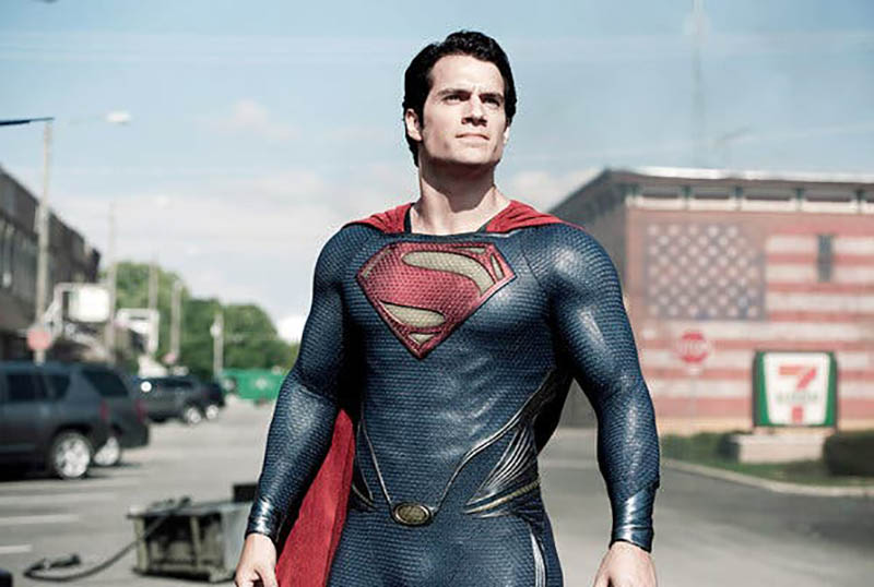 Henry Cavill In Negotiations To Return To Superman!