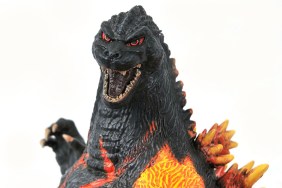 Diamond Select Toys Reveals Godzilla & Iron Giant Comic-Con Figures