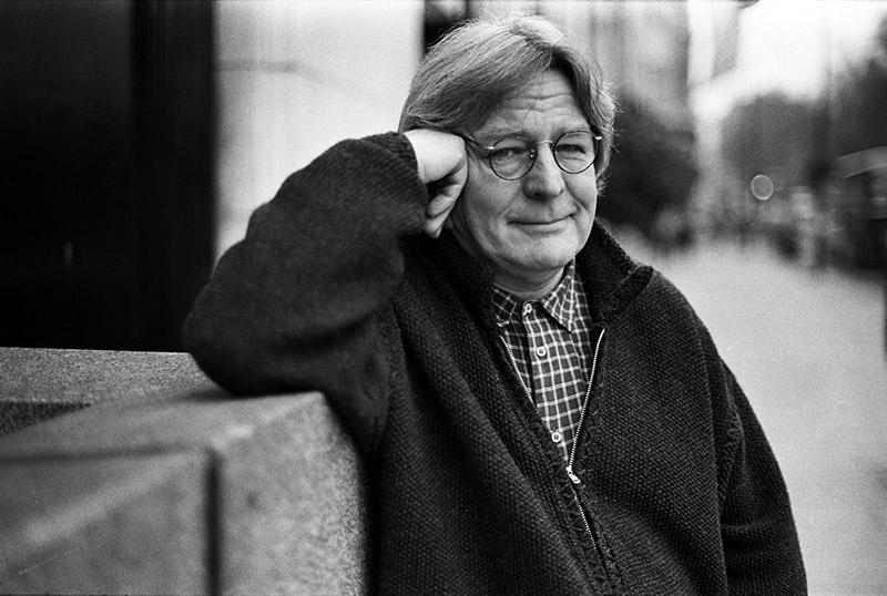 Alan Parker, Two-Time Oscar-Nominated Director, Dies at 76