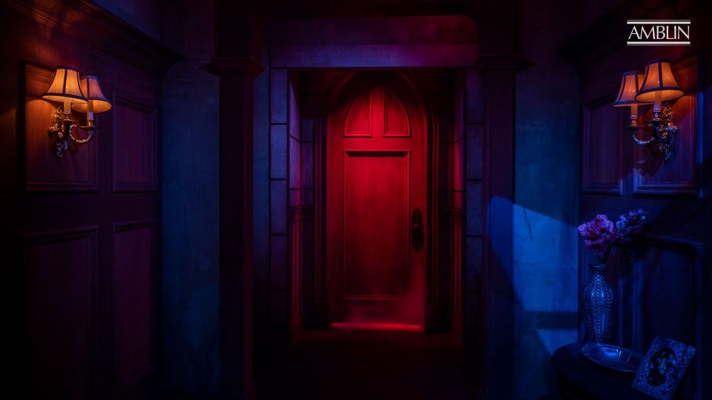 Netflix Haunting of Hill House Maze Announced for Horror Nights 2021