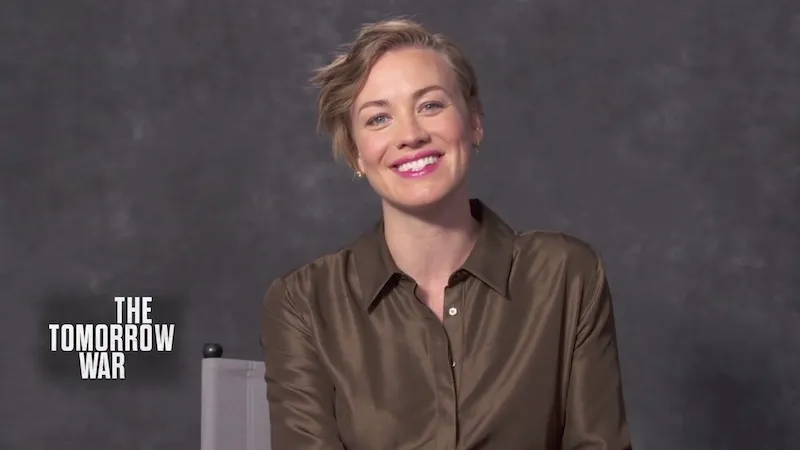 Yvonne Strahovski Discusses The Tomorrow War's Emotional Scenes