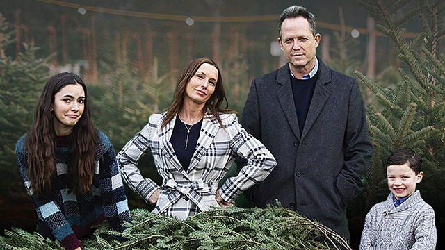 Christmas vs. The Walters Trailer Starring Shawnee Smith & Dean Winters