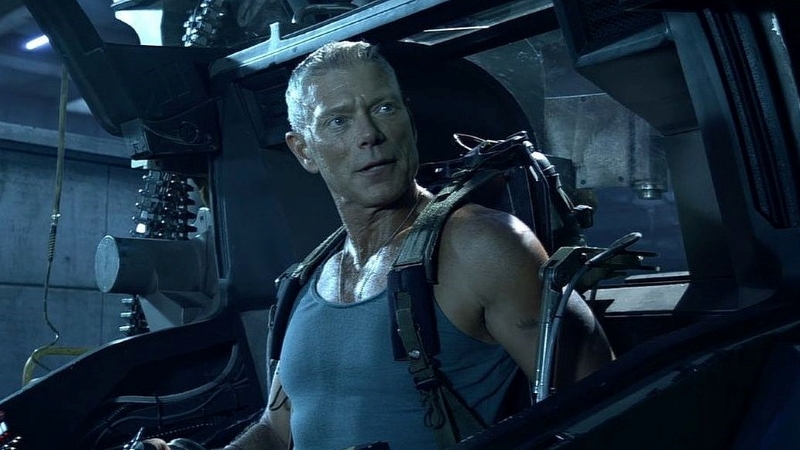 Stephen Lang Took His Grandchildren to See Avatar in Theaters