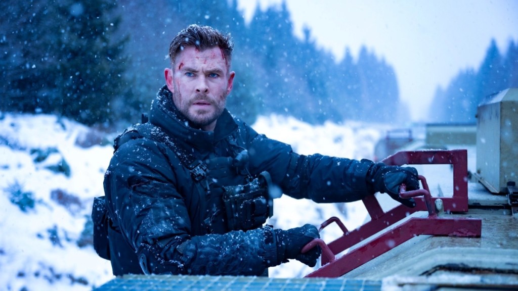 Chris Hemsworth Compares Extraction 2 Stunts to Marvel