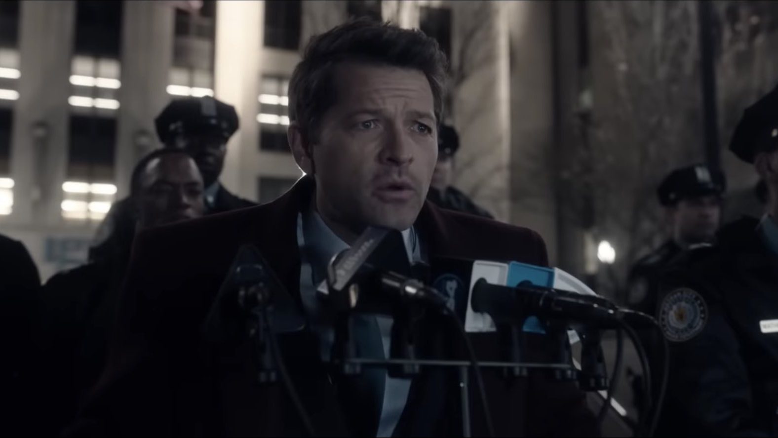 Gotham Knights Video Teases Misha Collins' Two-Face Transformation