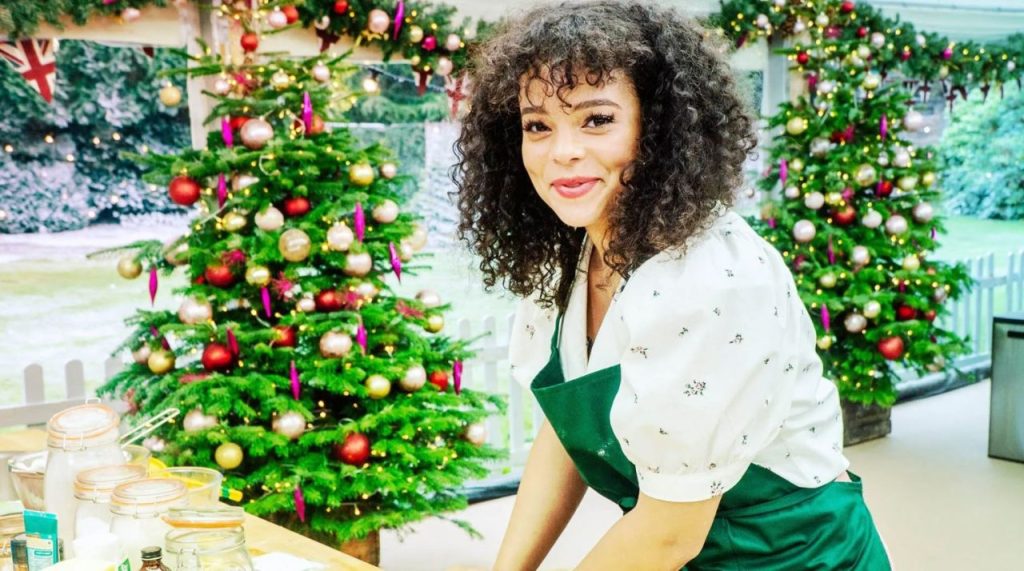 How to Watch The Great British Baking Show: Holidays Season 5 on Netflix