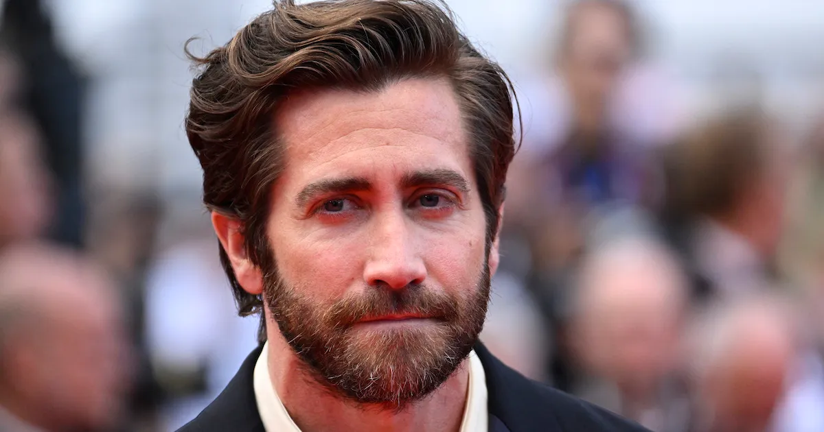 Road House Remake Video Shows Jake Gyllenhaal Scoring a Flying