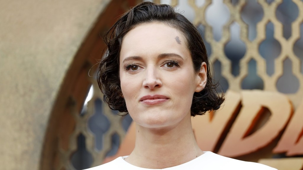 Phoebe Waller-Bridge Reflects on Leaving Donald Glover’s Mr. And Mrs. Smith