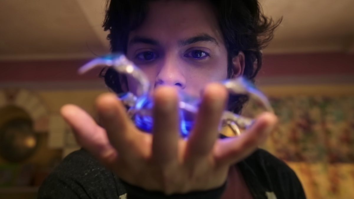 Blue Beetle Trailer: Xolo Maridueña's Jaime Reyes Turns Superhero After  Discovering an Alien Scarab (Watch Video)