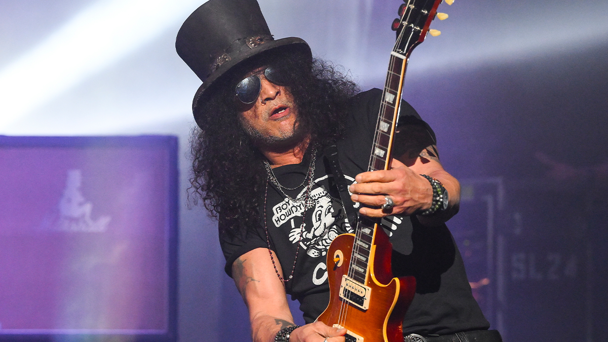 Slash (musician), Everything Entertainment Fanon Wiki