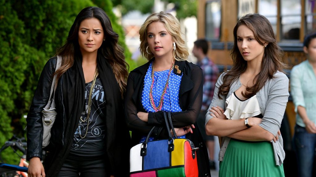 Pretty Little Liars Season 3 Where to Watch and Stream Online