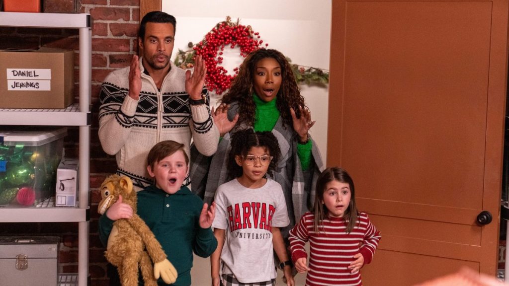 Best Christmas Ever Trailer Previews Netflix's Newest Holiday Comedy Movie