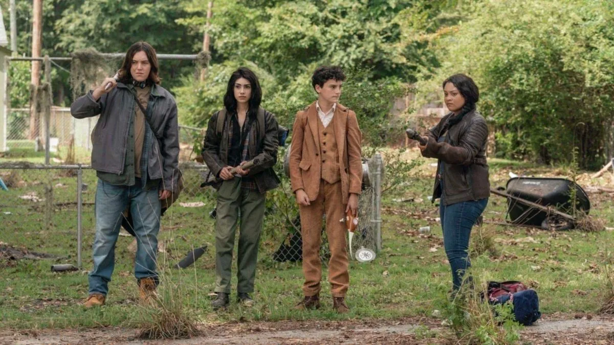 the walking dead world beyond season 1 watch online free