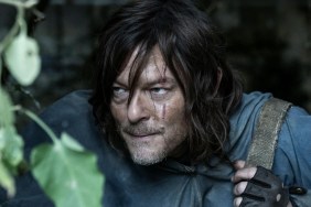 How old is Daryl Dixon in The Walking Dead
