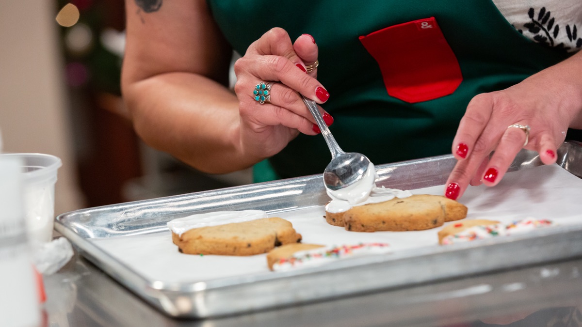 Christmas Cookie Challenge Season 5 Streaming: Watch & Stream Online ...