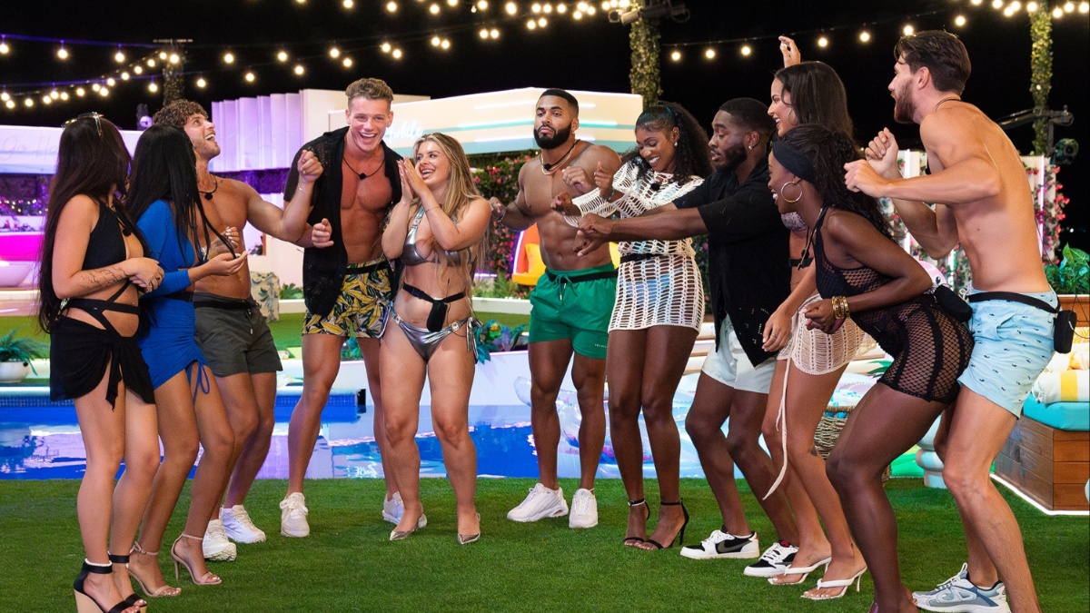 Watch Love Island Games Streaming Online