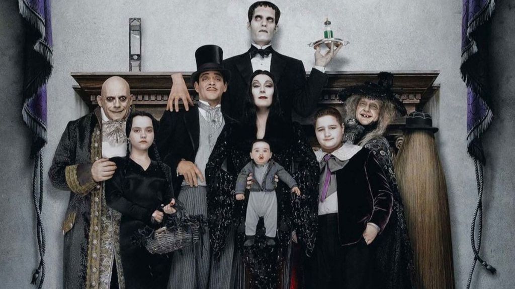 Addams Family Values Streaming: Watch & Stream Online via Paramount Plus