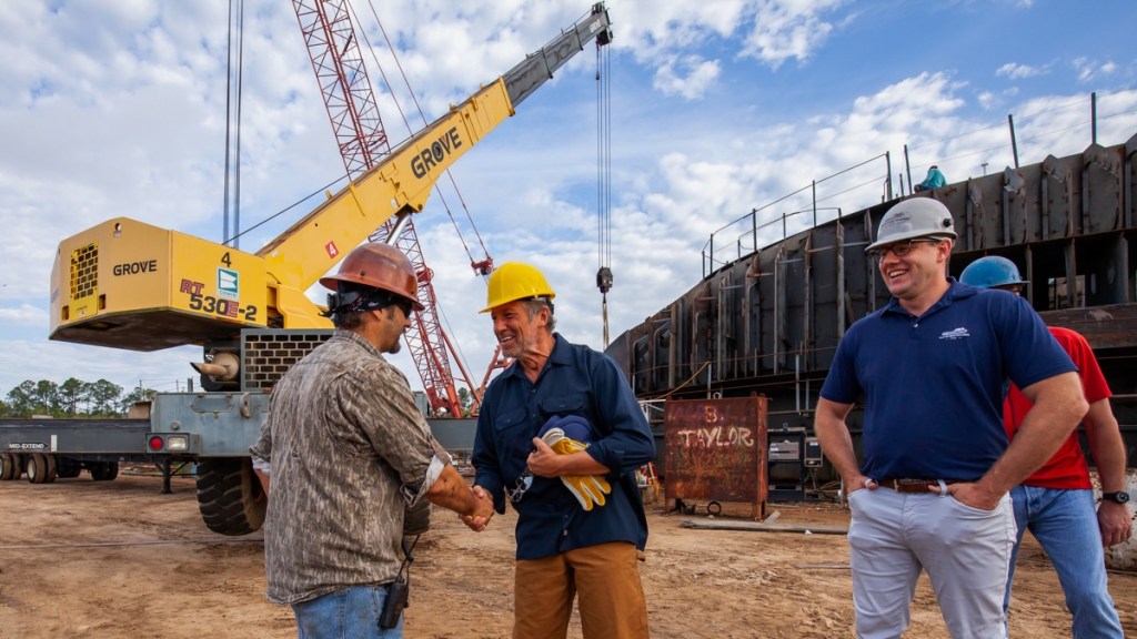 Dirty Jobs Season 9 Streaming: Watch & Stream Online via HBO Max