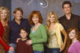 Reba Season 2 Streaming: Watch & Stream Online via Hulu
