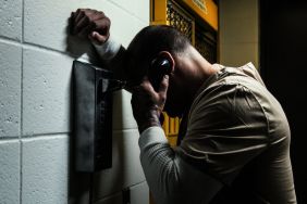 Killer Inside: The Mind of Aaron Hernandez Streaming: Watch & Stream Online via Netflix