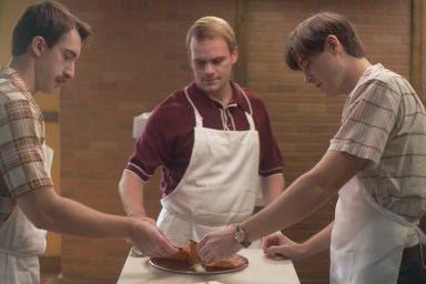 The Food That Built America Season 2 Streaming: Watch & Stream Online via Hulu