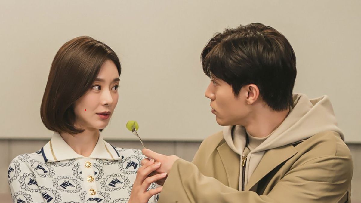 Queen of Tears K-Drama Photos Highlight Kwak Dong-Yeon, Lee Joo-Bin’s