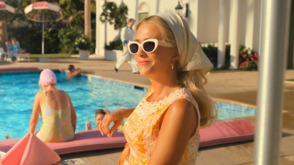 Palm Royale Trailer Sets Release Date for Apple TV+'s Kristen Wiig Dramedy