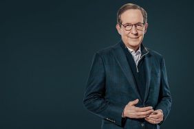 Who's Talking to Chris Wallace? Season 1